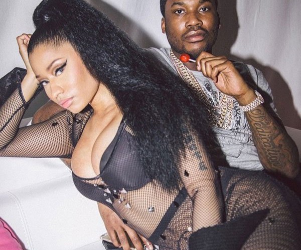 Nicki-Minaj-Meek-Mill-Engaged-02