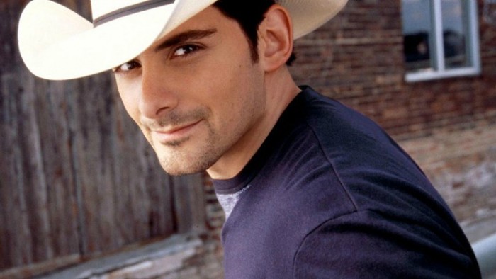 brad_paisley_fortop